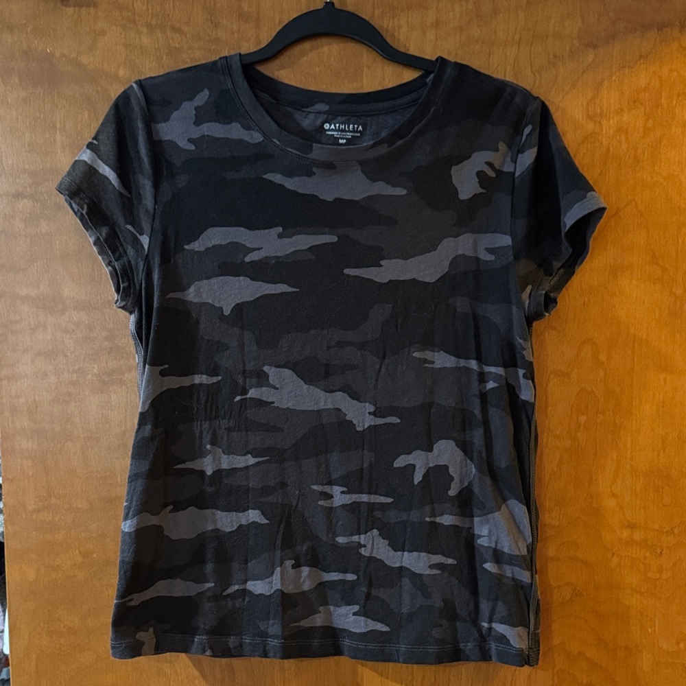 Athleta Women's Short Sleeve Camouflage Tee - Black and Gray